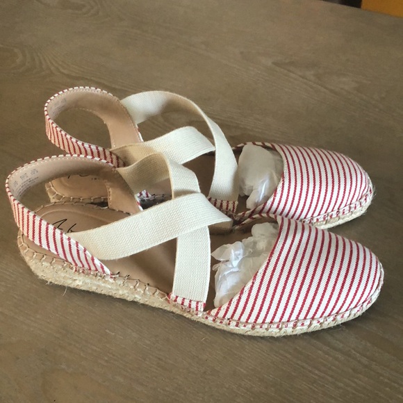 NWOT Abella True Comfort sandal, size 7.5 - Picture 4 of 5